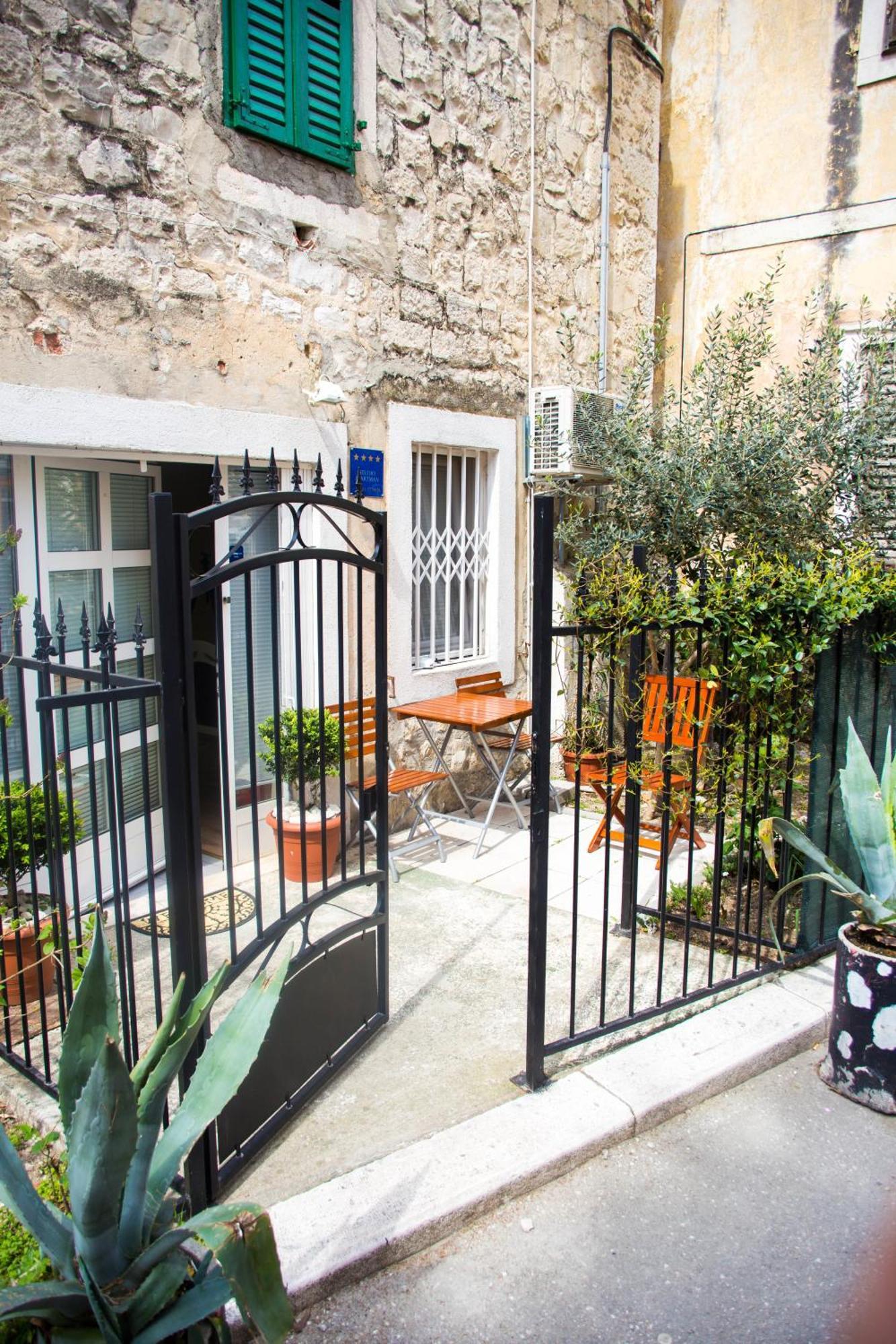 Apartment Skeja Сплит Екстериор снимка